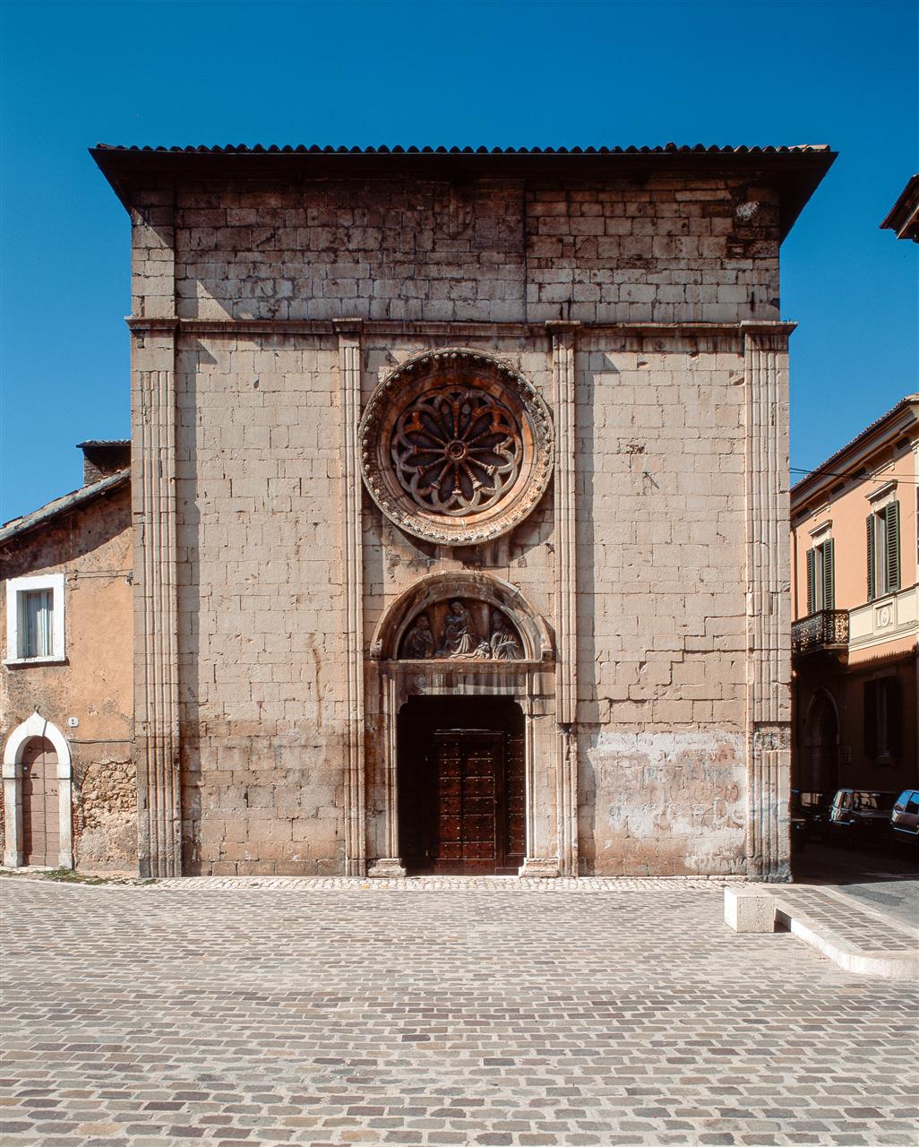 Piazza Santa Maria di Roio